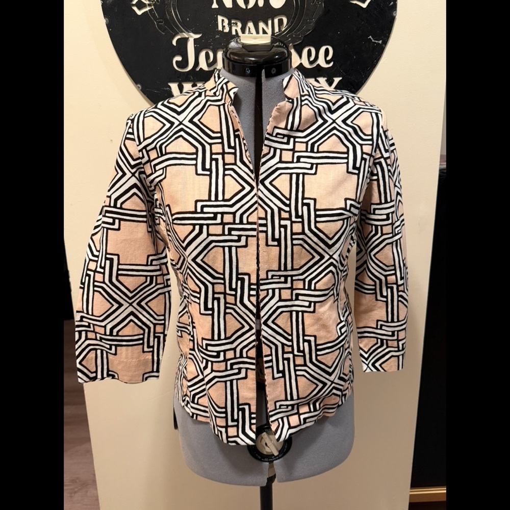Jaclyn Smith Geometric Pattern Jacket - Black and Tan